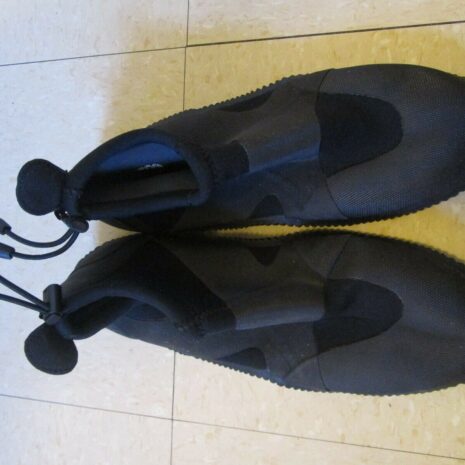 Men Water Shoes Size 12 XXL MEC Mountain Equipment Co-operative Black Mens