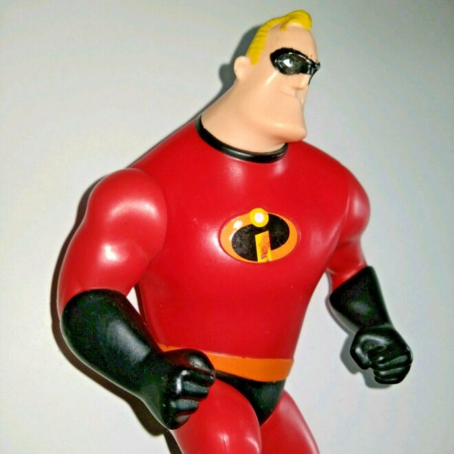 mr incredible mcdonalds toy
